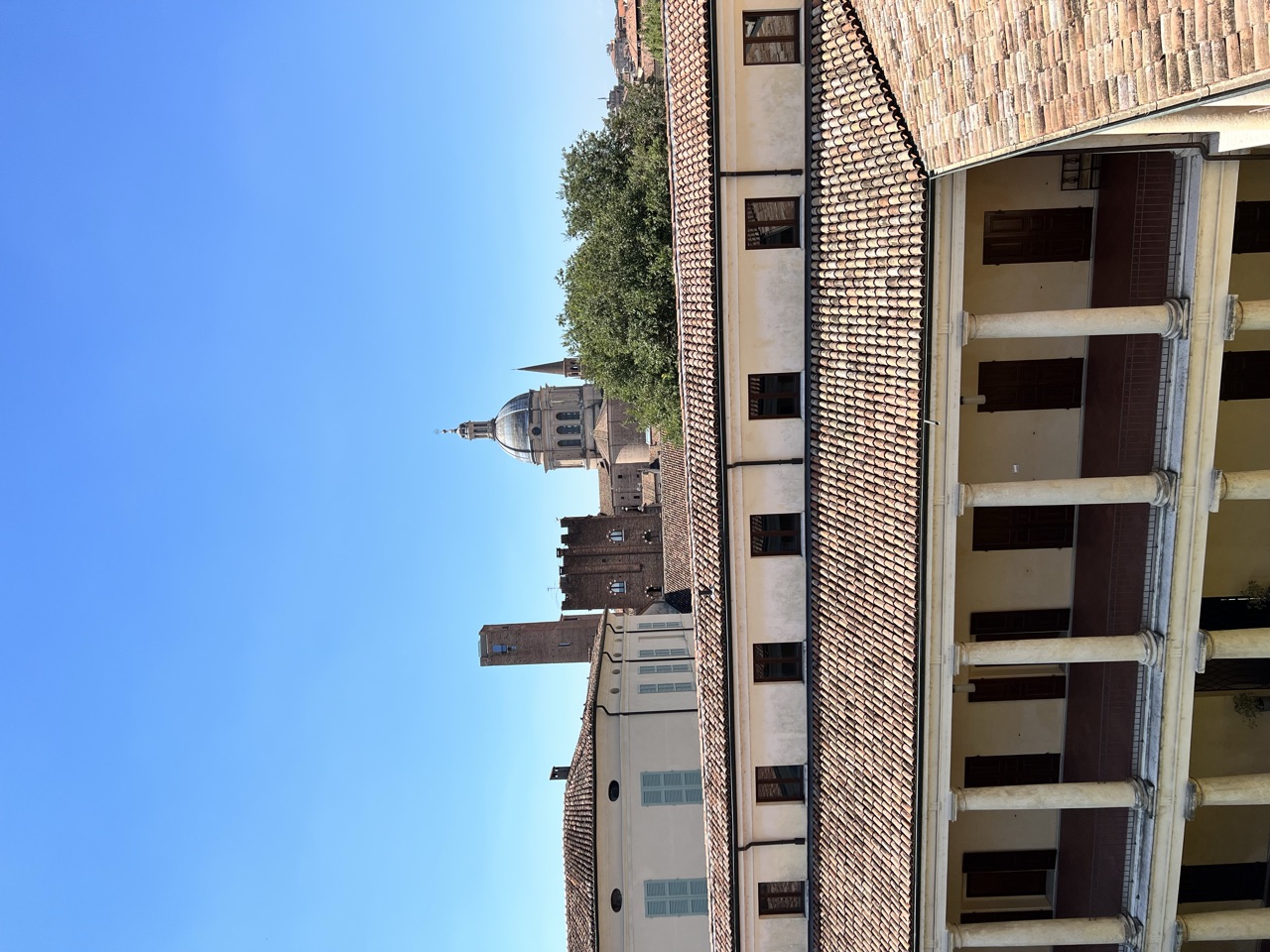 Mantova dai tetti del campus