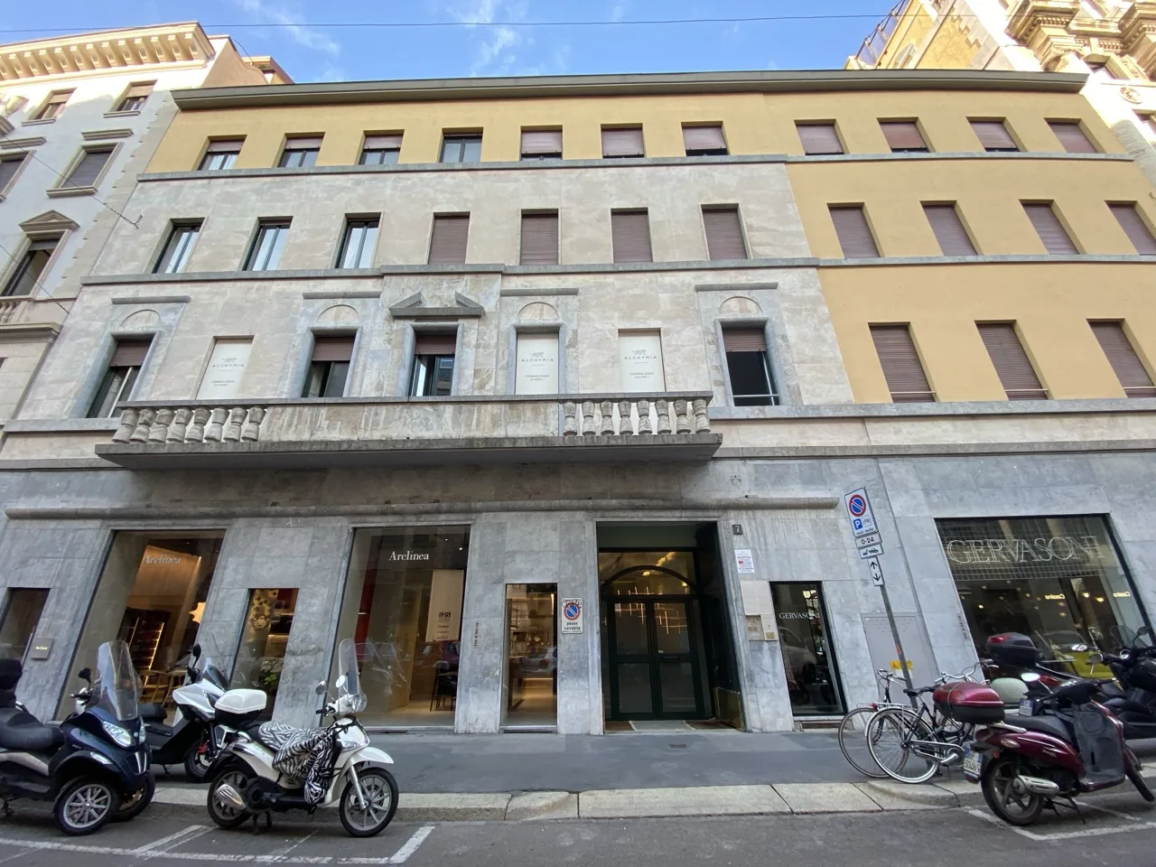A sede na Via Durini